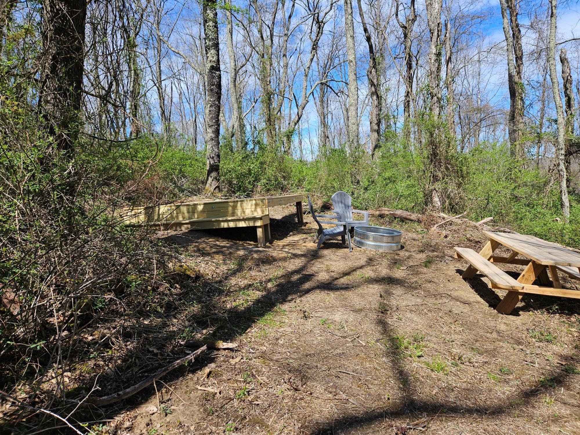 Cardinal Cove Campsite At Hocking Vacations - Tent Not Included 洛根 外观 照片