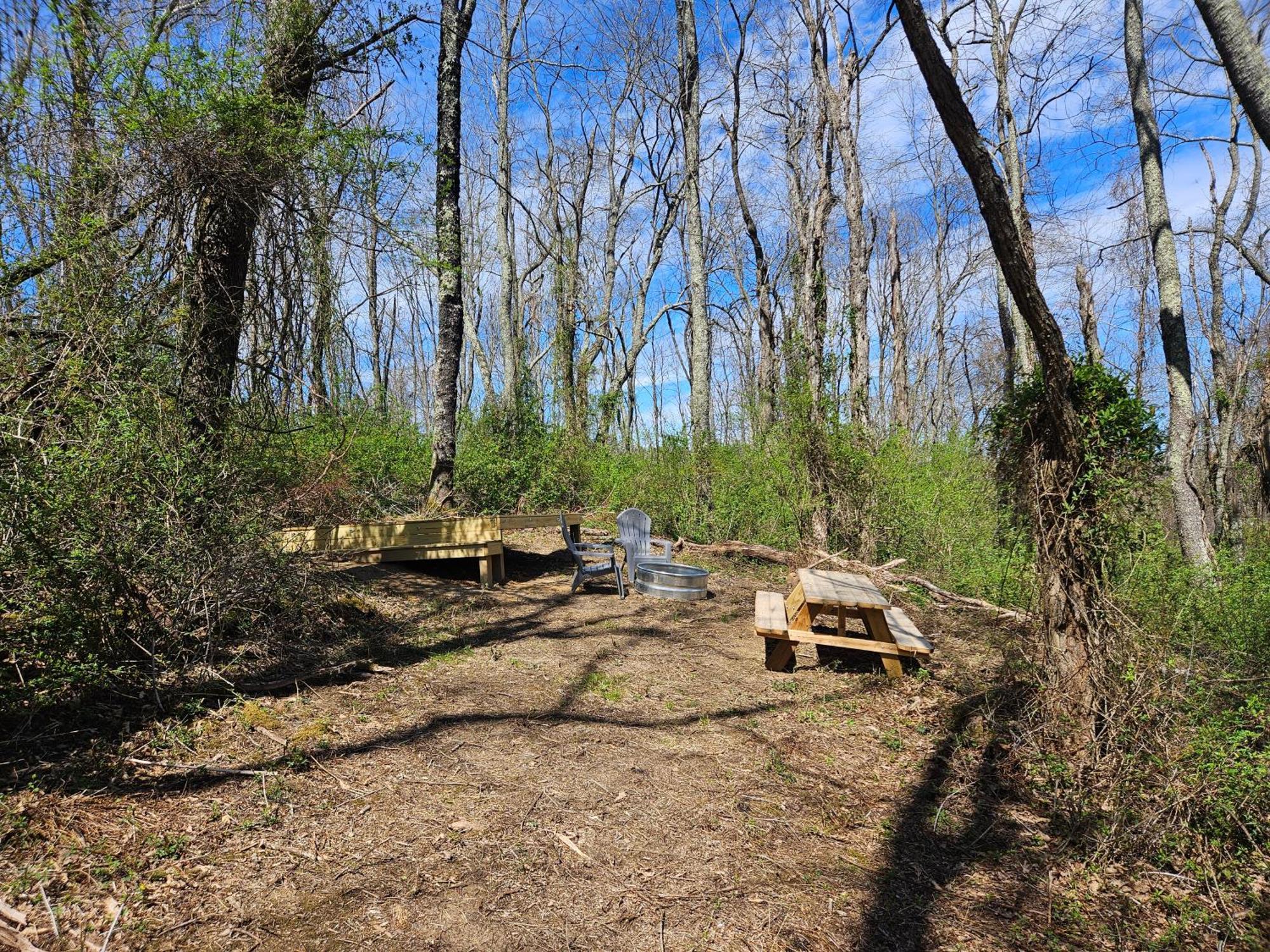 Cardinal Cove Campsite At Hocking Vacations - Tent Not Included 洛根 外观 照片